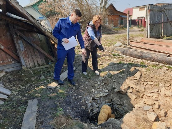 Прокуратура Плавского района проводит проверку по факту прорыва водопровода и затопления участка