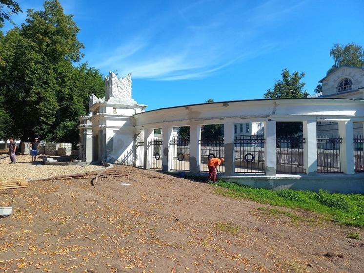 Входная группа костромского Центрального парка через 70 лет дождалась реставрации