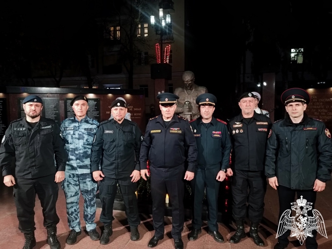 Руководитель дагестанского управления Росгвардии принял участие в памятном мероприятии
