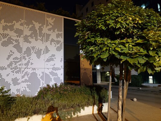 Sony пошла против всех, и получилось. Обзор компактного Xperia 5 V — Камеры. 57