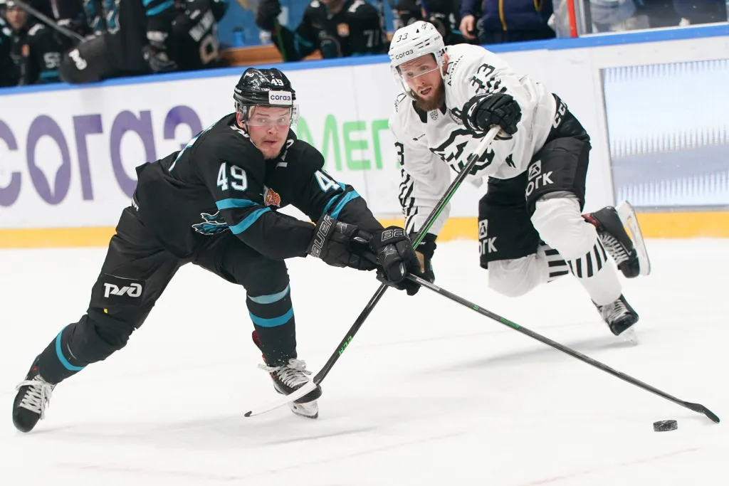 Фаттахов вадим хоккей 2003. Хк сочи трактор 26 октября. Прямая трансляция хоккея сейчас трактор. Подрезов вадим хоккей. Прямая трансляция хоккея сейчас трактор.