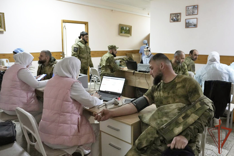 Росгвардейцы пополнили банк крови медучреждений Чеченской республики