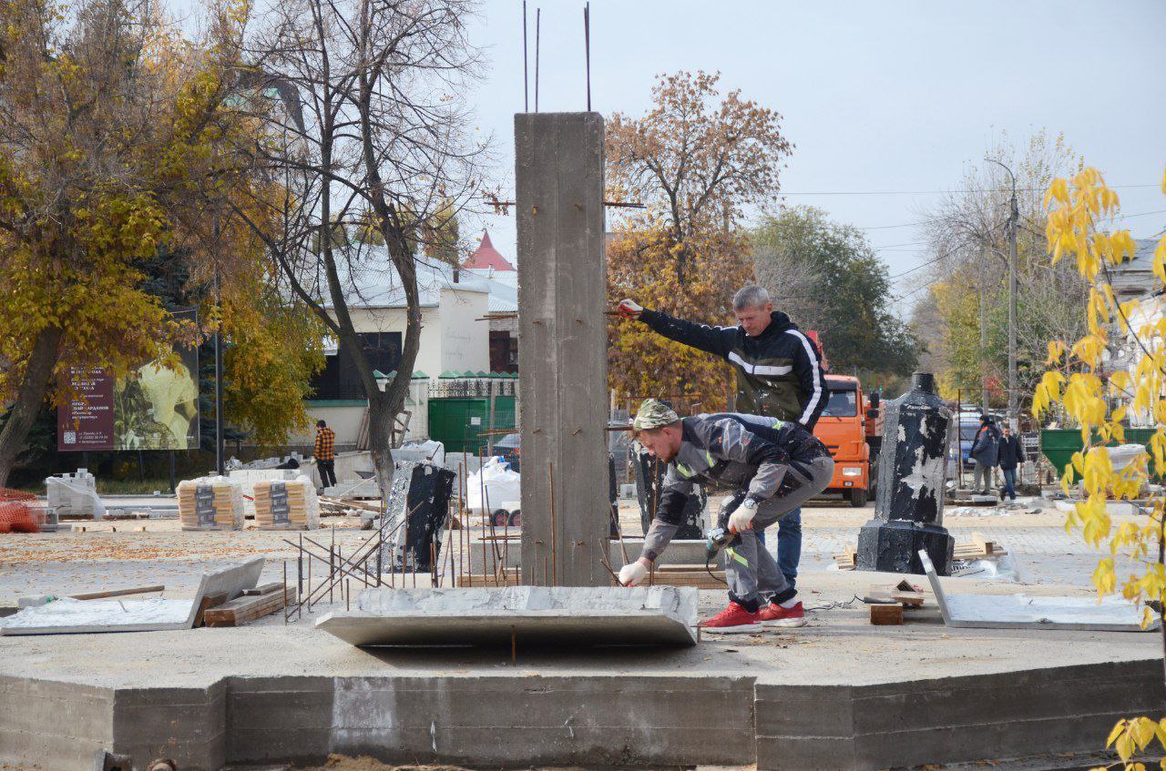 Работы в сквере. Фото администрации Оренбурга 