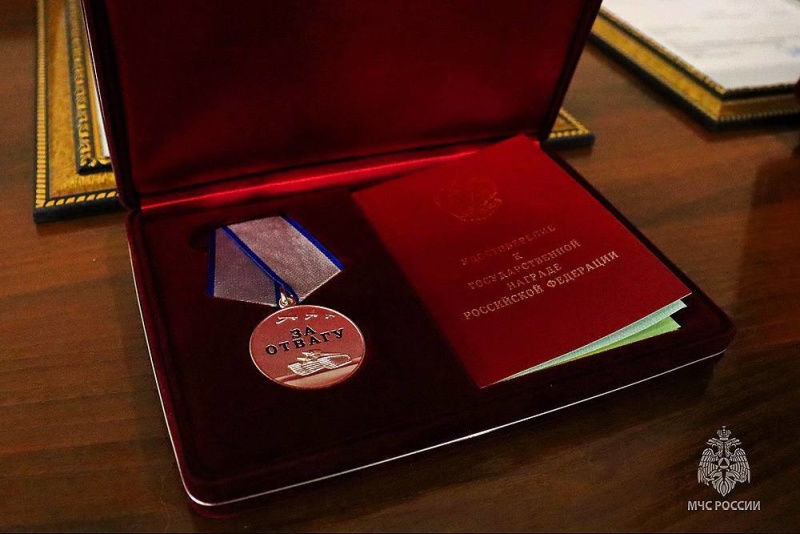 Заместитель главы МЧС России Алексей Кострубицкий с рабочим визитом посетил Донецкую Народную Республику