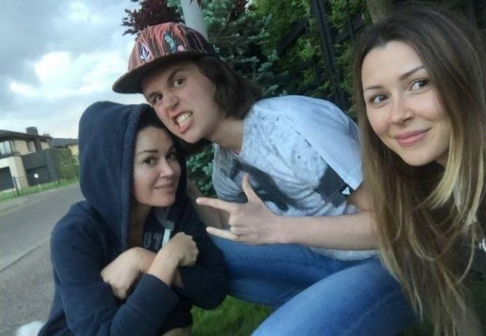 Фото Умерла прекрасная няня: трагическая судьба Анастасии Заворотнюк и триумф на экране 4