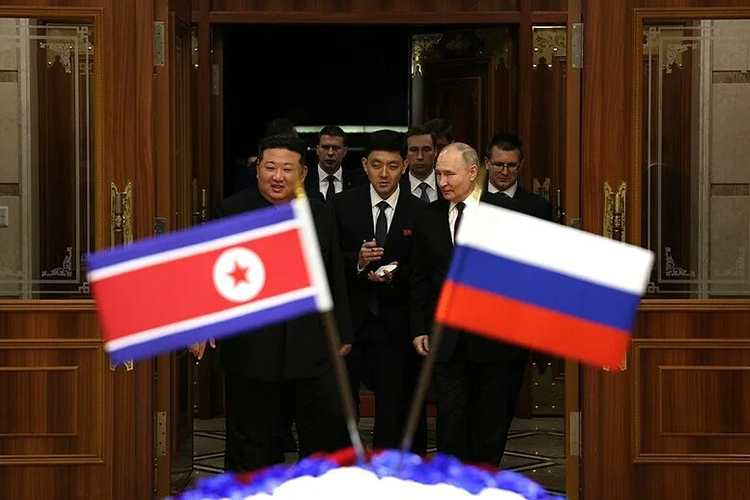 Одним из первых президента России поздравил председатель КНДР Ким Чен Ын