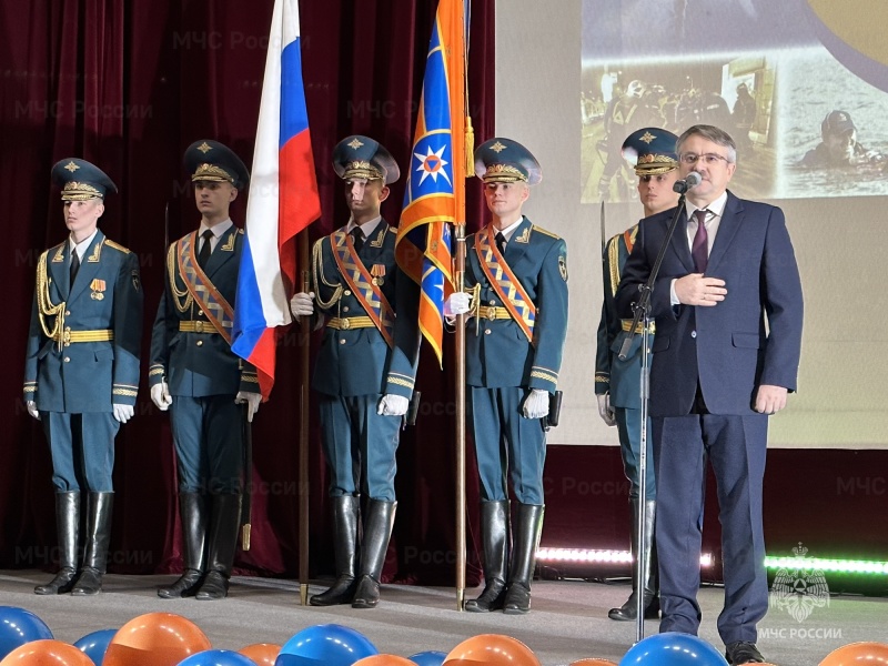 Сотрудники пожарно-спасательного гарнизона столицы отмечены государственными наградами