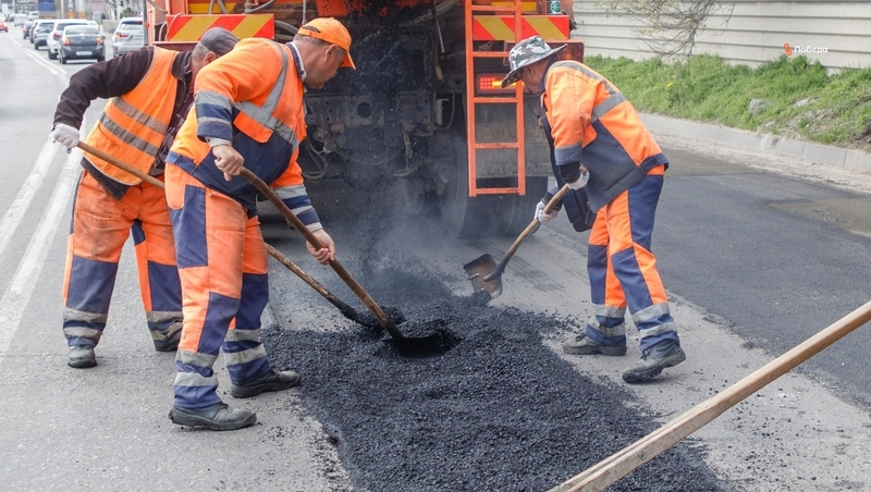 Глава Ставрополья поручил приступить к ямочному ремонту дорог в апреле