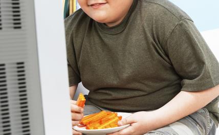 В Минздраве назвали «катастрофической» ситуацию с ожирением среди детей