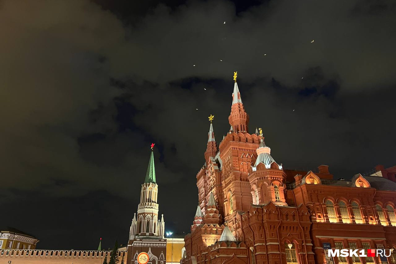 красная площадь в городе москва