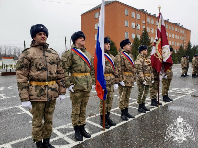 НОВОБРАНЦЫ ВЛАДИКАВКАЗСКОГО СОЕДИНЕНИЯ РОСГВАРДИИ ПРИНЯЛИ ПРИСЯГУ