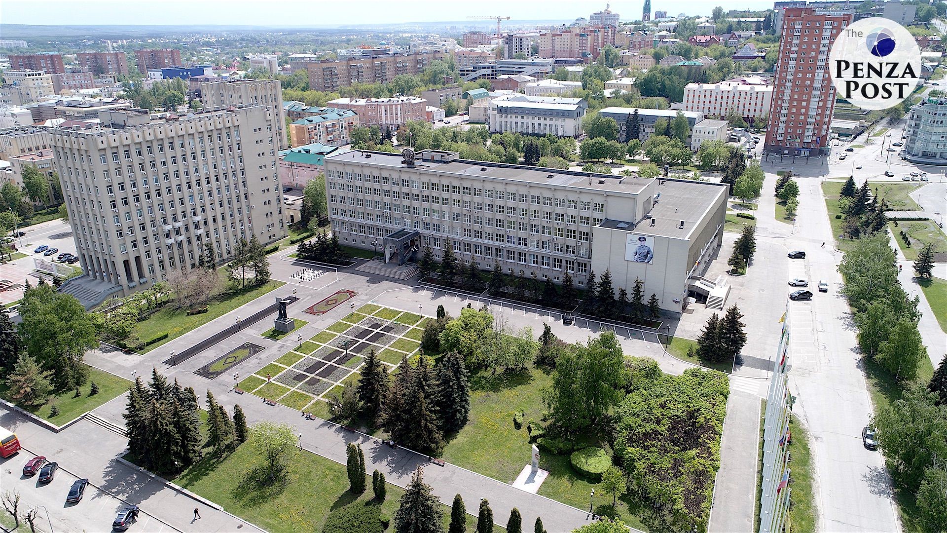 стелла при въезде в пензу