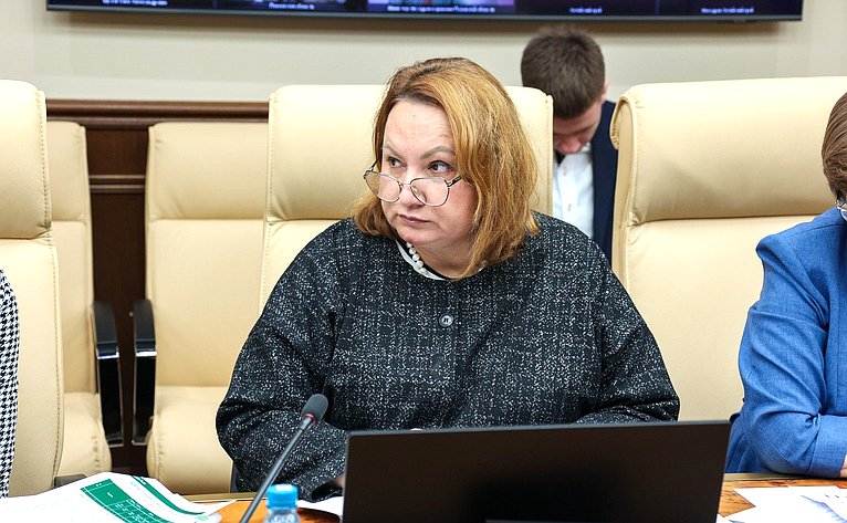 Круглый стол Комитета СФ по социальной политике «Доступность жизненно необходимых и важнейших лекарственных препаратов для льготных категорий граждан: проблемы и пути решения»