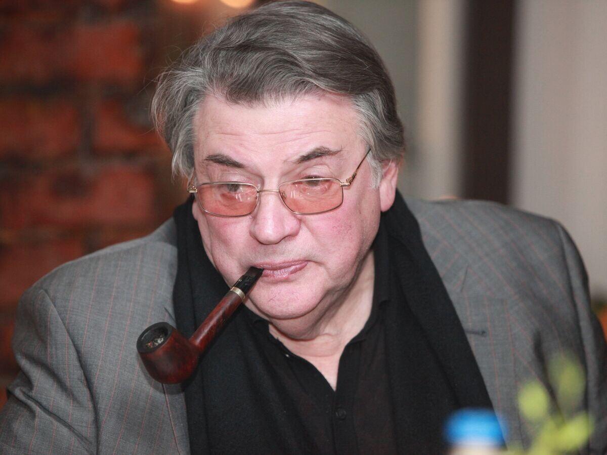 Селезнева раскрыла правду о внебрачном сыне Ширвиндта. Почему мальчика не пускали на порог и не вписали в завещание?