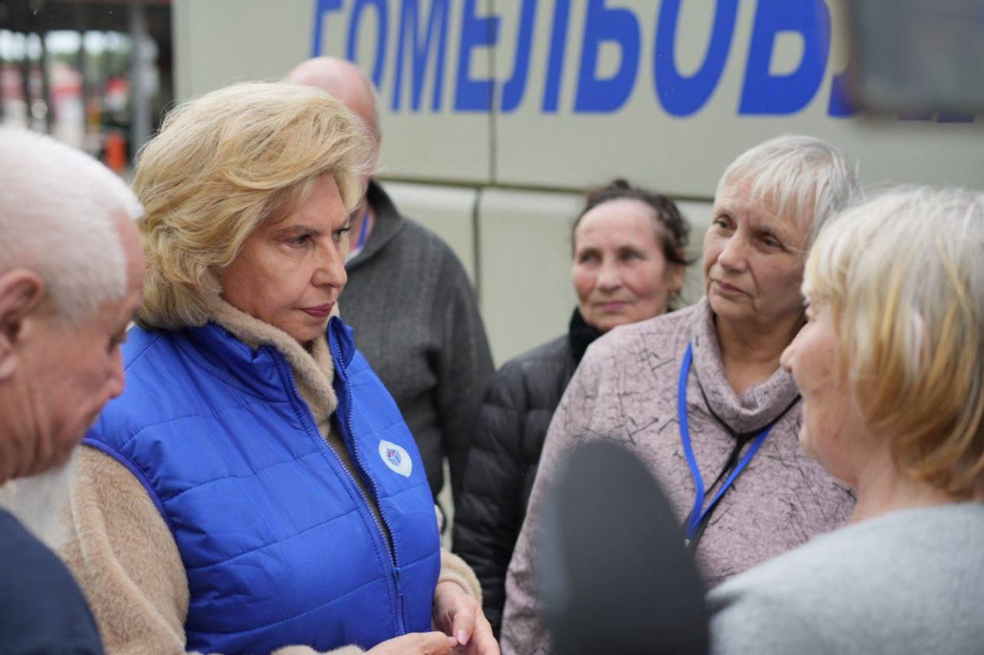 Находились в заложниках: трех россиян вернули с Украины