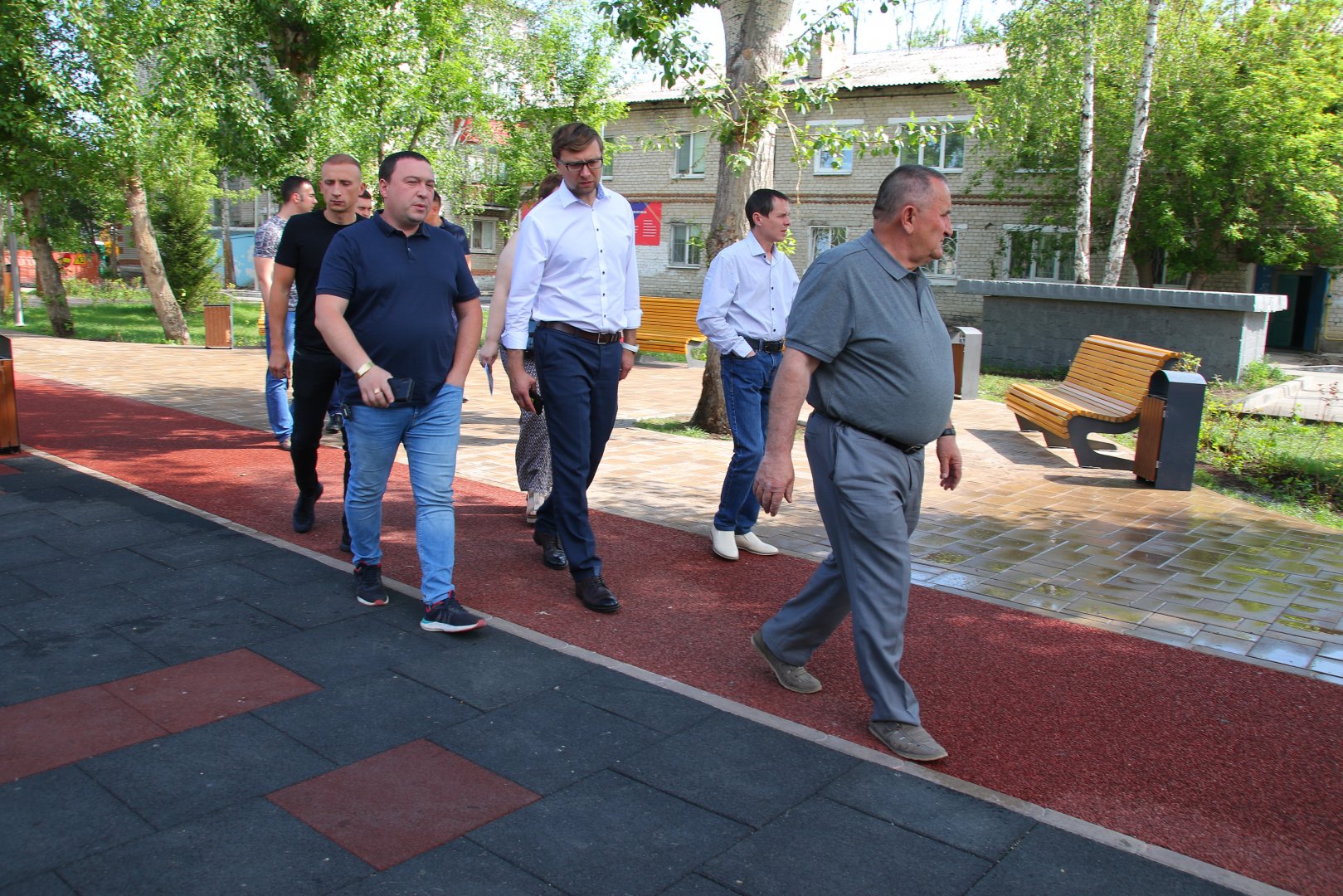 Специалисты управы. Жку района мещанский. Управа бирюлево восточное. Яблоневая 25. Измайлова ирина владимировна управа бирюлево восточное.