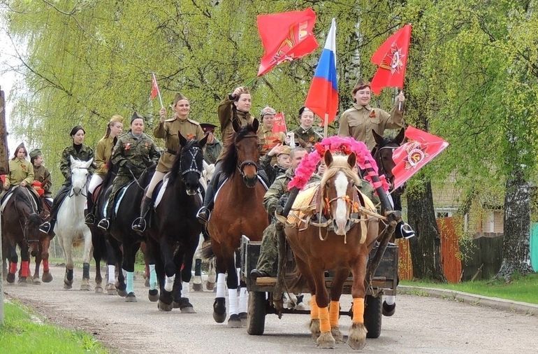 9 мая в Котельничском районе пройдет конный парад