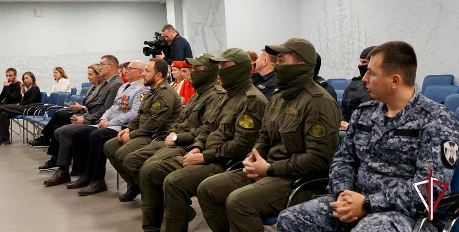 В Южно-Сахалинске состоялся телемост между Южно-Сахалинском, Александровском-Сахалинским и донецким Шахтерском 