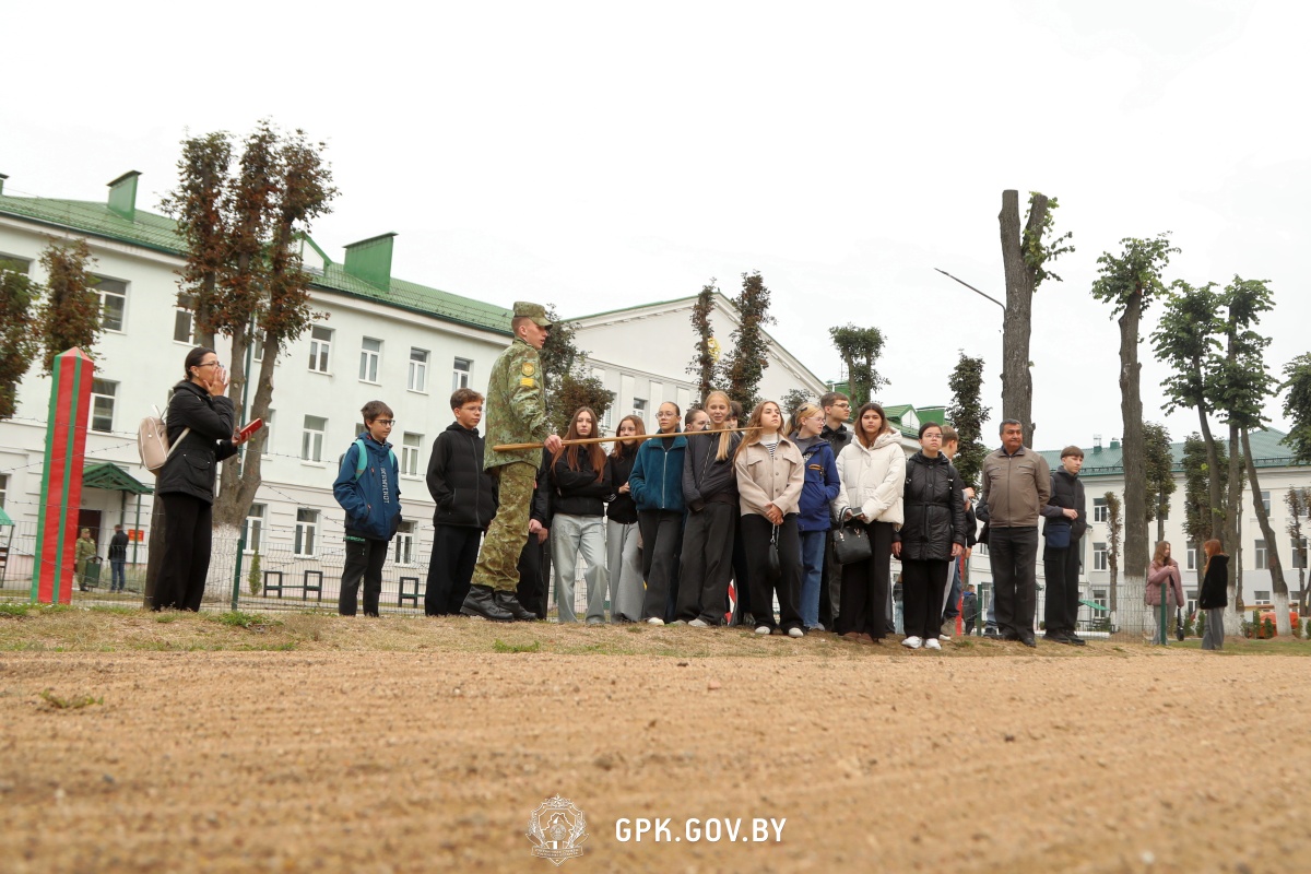 В Институте погранслужбы состоялся День открытых дверей 