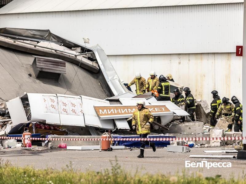 В Белгороде беспилотник ВСУ атаковал автозаправку (фоторепортаж)
