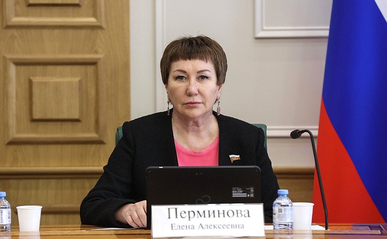 Елена Перминова