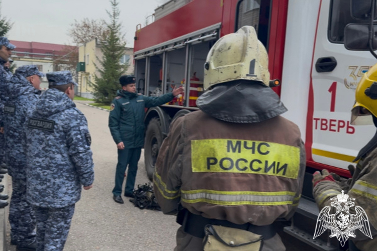 В Твери личный состав Росгвардии принял участие в межведомственных пожарно-тактических учениях