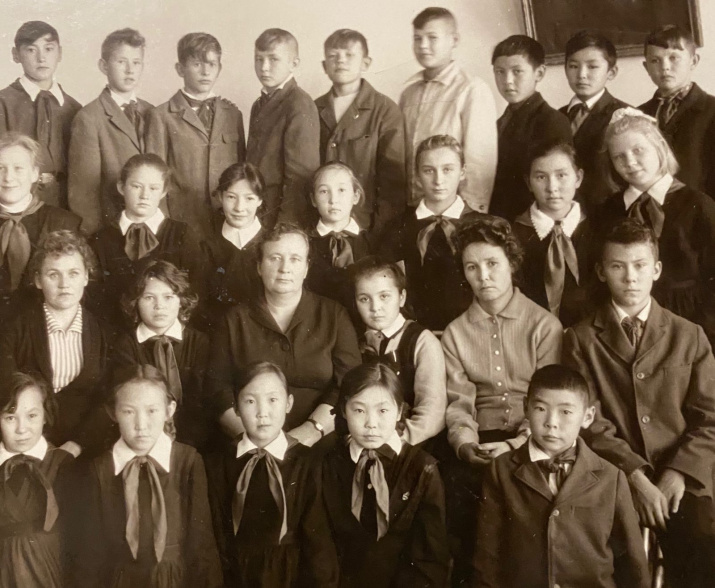 Педагогическая практика в школе №3 г. Якутск (1963 г.)