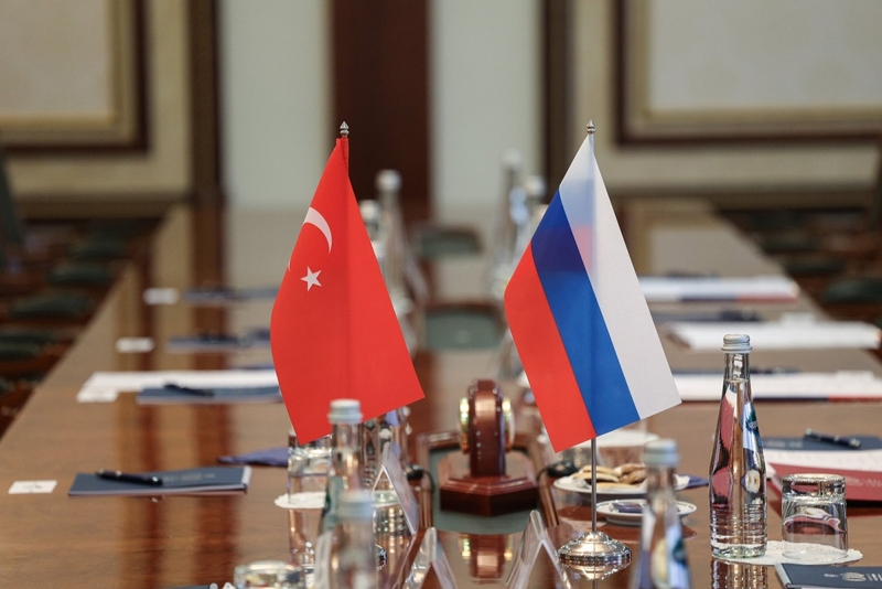 Флаги РФ и Турции