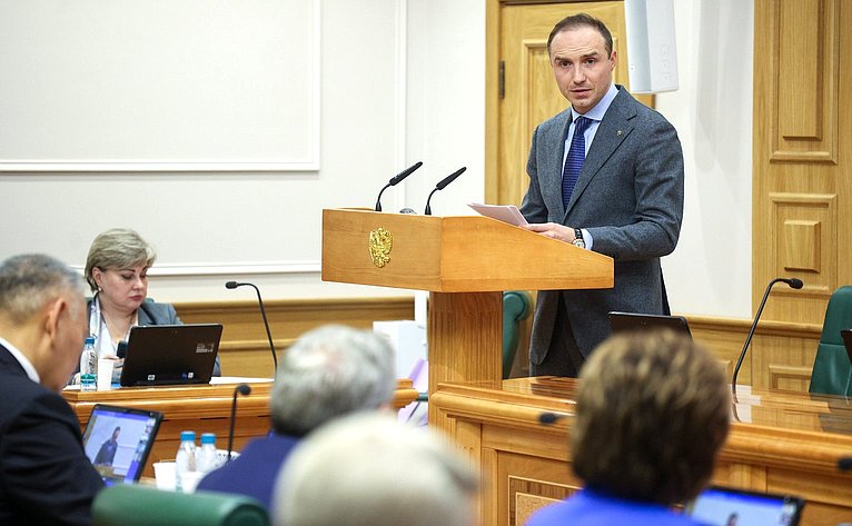 Заседание Совета по вопросам развития Дальнего Востока, Арктики и Антарктики на тему «Правовое регулирование вопросов обращения с отходами производства и потребления в населенных пунктах Арктики»