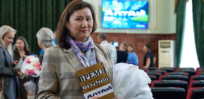 Представителей туристской отрасли наградили на Алтае