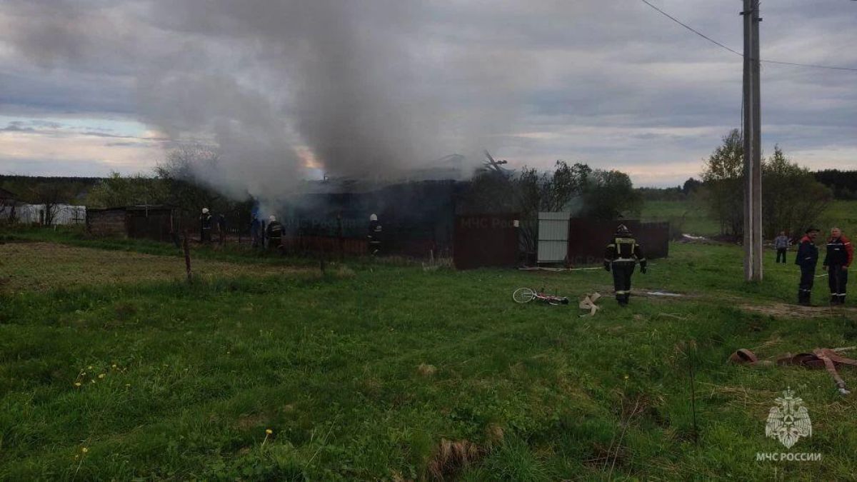 Во Владимирской области пожар в частном доме охватил 100 квадратных метров