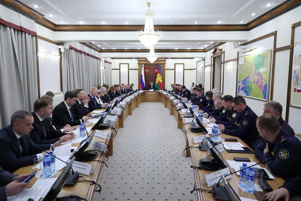 Вопросы взаимодействия с учреждениями уголовно-исполнительной системы обсудили в администрации Краснодарского края