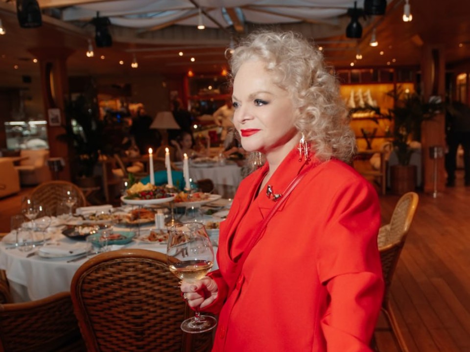 Бойкот Долиной, вырезанные эфиры и молчание юристов: адвокат Добровинский указал на роковую ошибку певицы