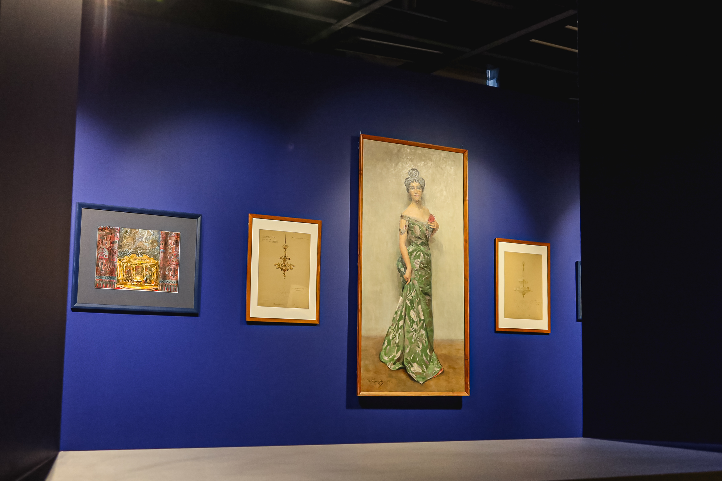 ЦВЗ «Манеж» открыл двери в мир династии Бенуа40