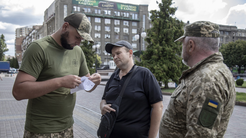 «СТРАНА.ua»: в Одессе полиция вместо оформления ДТП вызвала сотрудников ТЦК