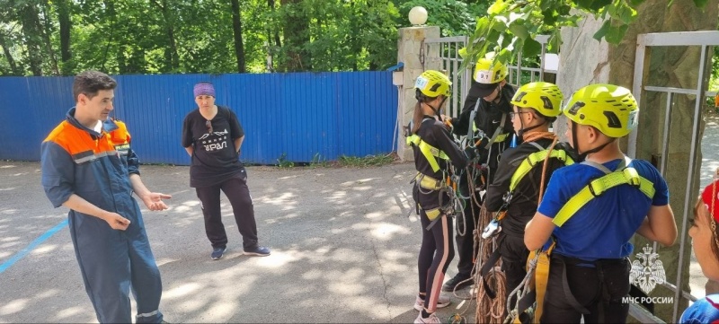 В период с 13 по 15 июня в г.Уфа прошел учебно-тренировочный сбор в целях подготовки сборных команд Республики Башкортостан к межрегиональным соревнованиям «Школа безопасности», которые пройдут с 23 по 29 июня в Республике Мордовия