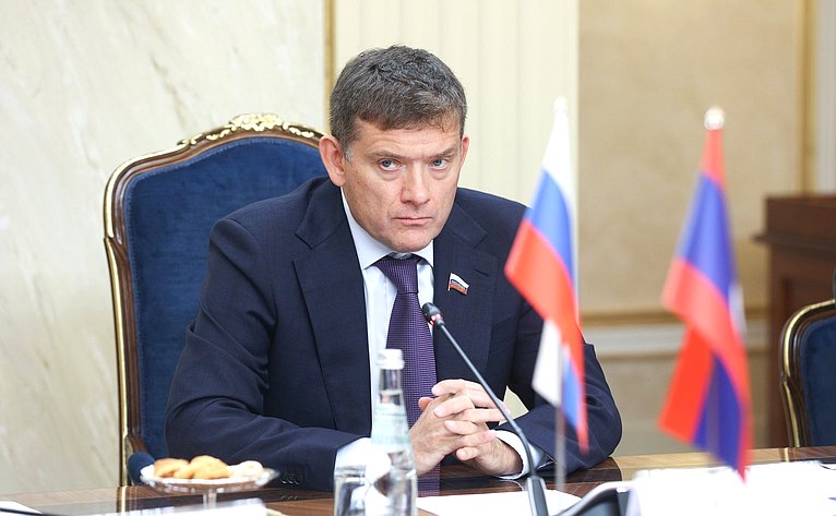 Николай Журавлев