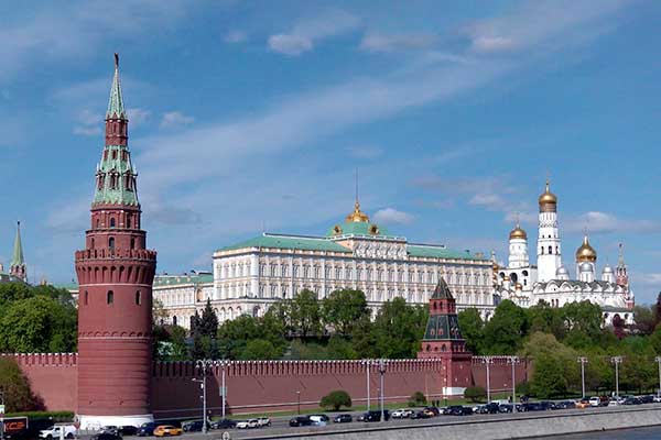 Премии молодым и для молодых