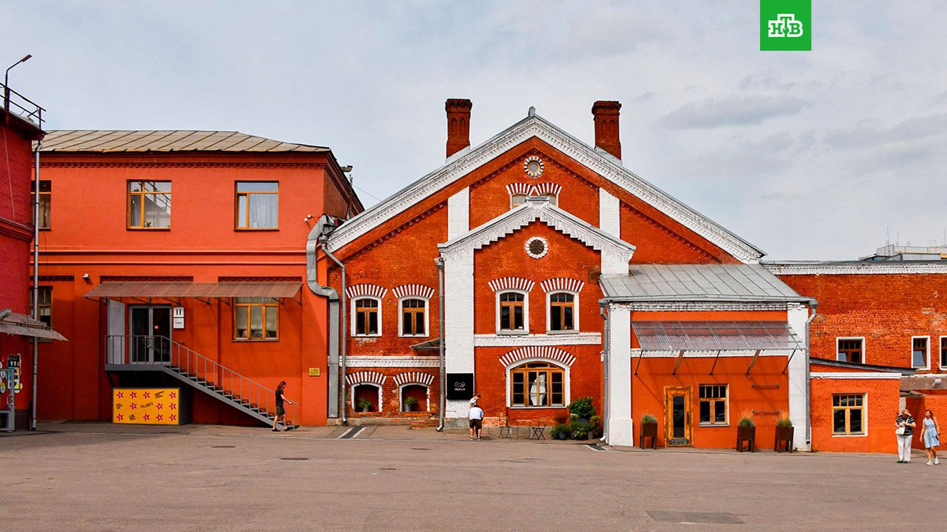 Галереи винзавода в москве. Винзавод музей москва. Винзавод центр. Винзавод москва курская. Винзавод центр.