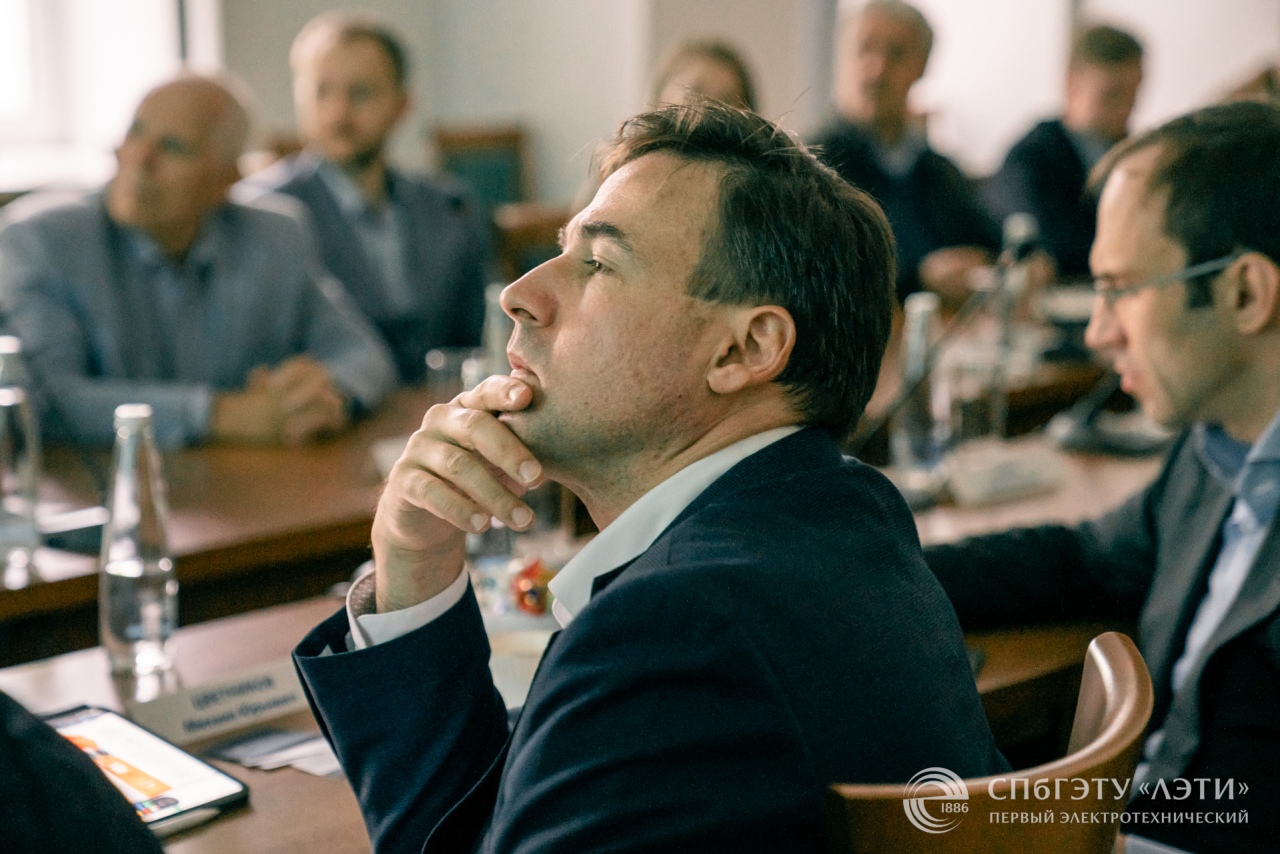 Криволапов олег николаевич санкт петербург