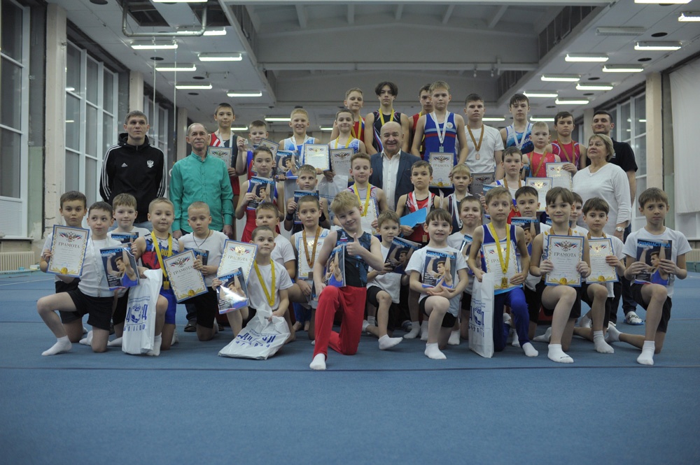 В Балакове прошло Первенство спортивной школы «Олимпик» по спортивной гимнастике