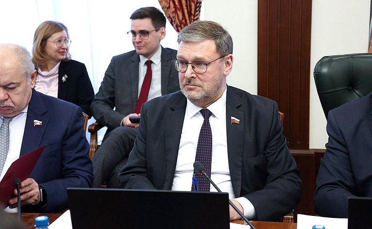 Константин Косачев