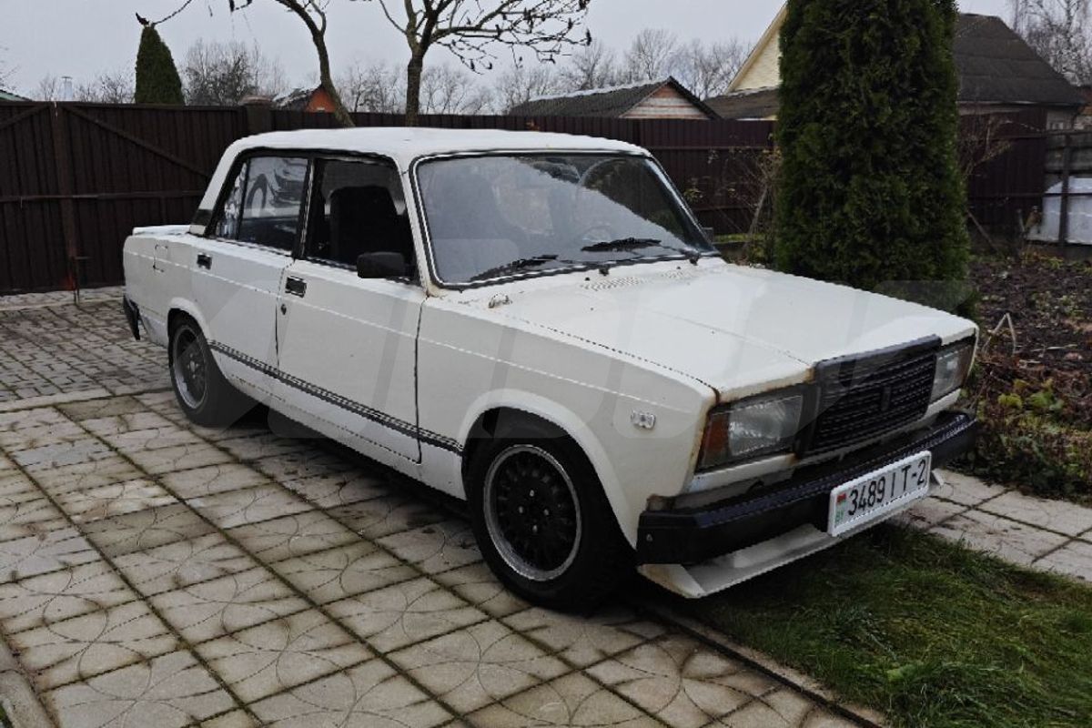 Дешево и сердито: смотрим седаны до $10 000 из базы объявлений