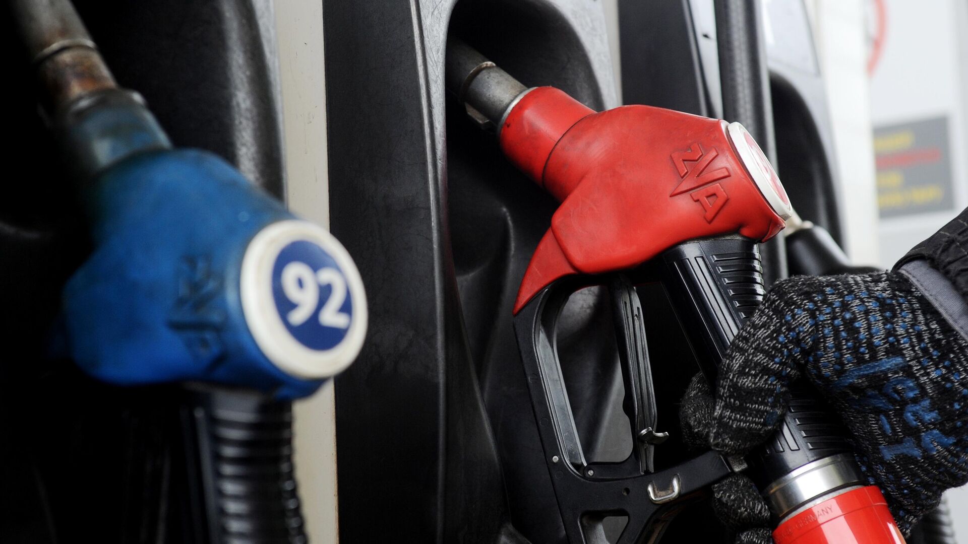 раст цен на бензин фото 54