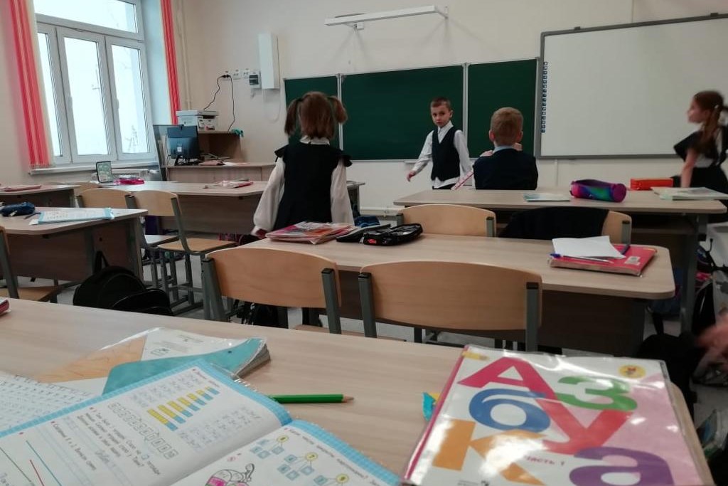 школа 36 каникулы. школа 36 каникулы. 4в класс школа 36. школа 36 красноярск 2023. открытие школы 36 красноярск.