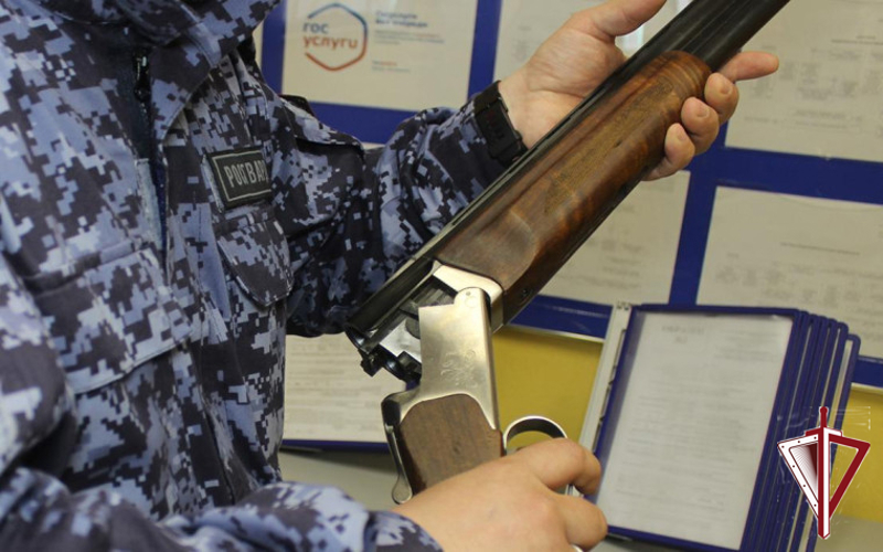 В ходе двухнедельной акции «Оружие - на фронт» якутяне сдали 76 единиц оружия