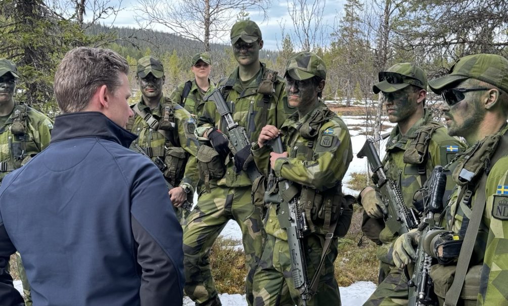 Жесткий план: Швеция основательно готовится к войне с Россией, заказав похороны полумиллиона солдат 