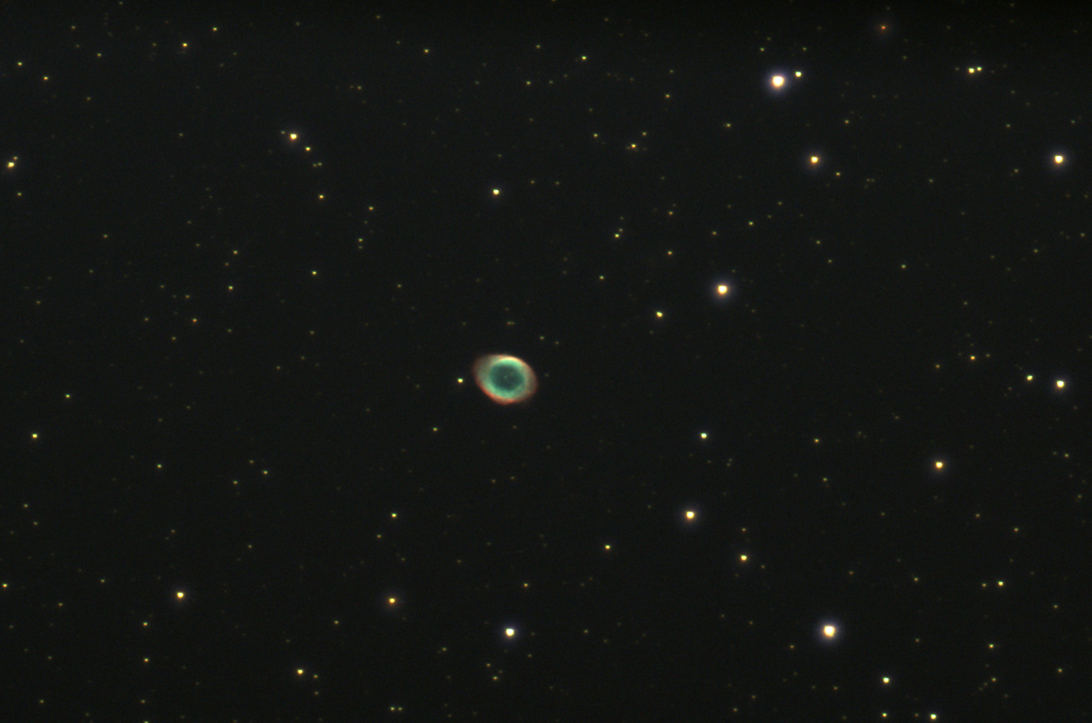 Туманность М57 «Кольцо». Ее Дима заснял с помощью своего телескопа