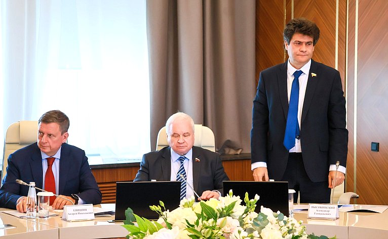 Делегация Совета Федерации во главе с первым заместителем Председателя СФ Андреем Яцкиным приняла участие в 24-м заседании Комиссии по сотрудничеству между Сенатом Парламента Республики Казахстан и Советом Федерации