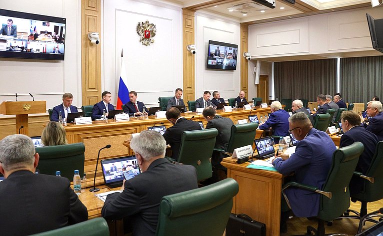 Парламентские слушания Комитета Совета Федерации по аграрно-продовольственной политике и природопользованию «О ходе реализации национального проекта «Экологическое благополучие»»